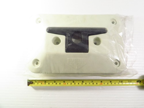 Cleat seat cipa - cleat-seat, retractable